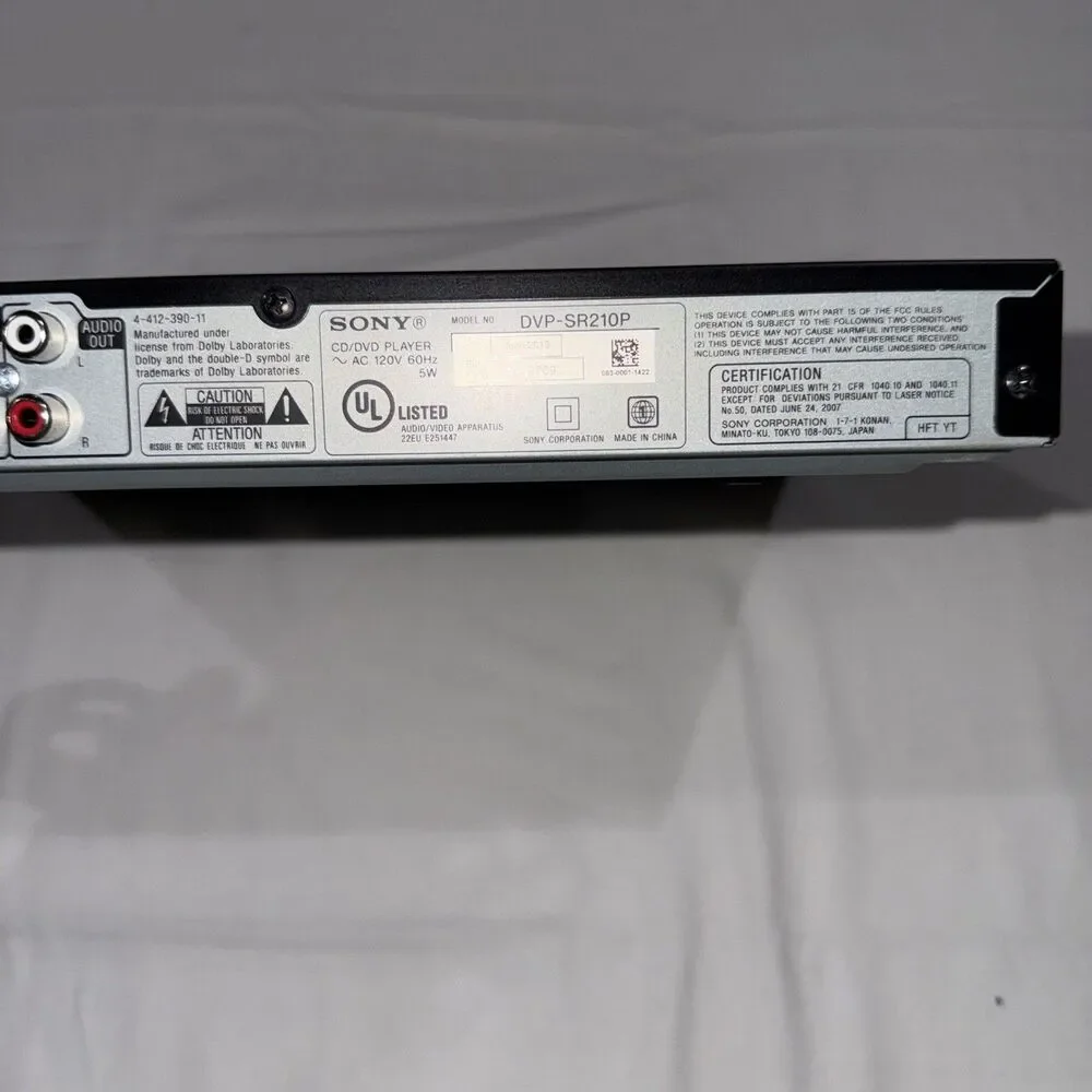 Sony DVP-SR210P CD/DVD Player with Remote TESTED & WORKS! Includes 6ft RCA Cable